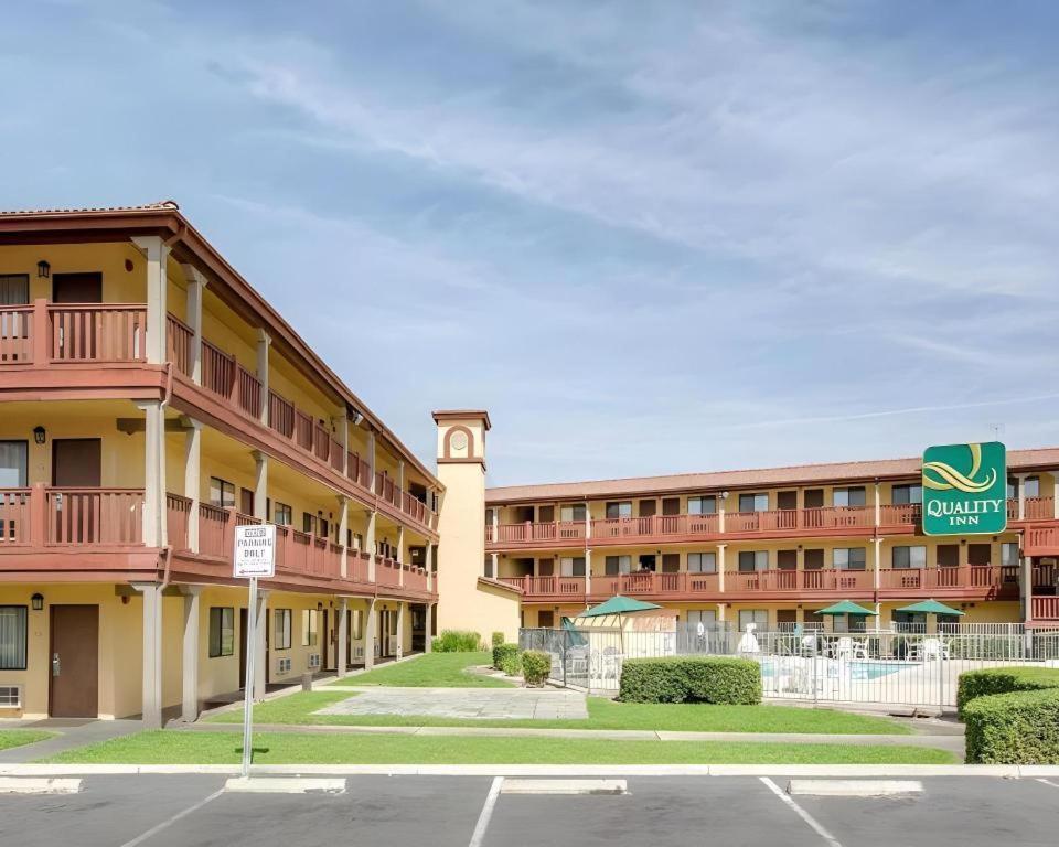 Quality Inn San Bernardino Exterior foto